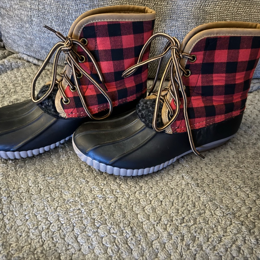 Women’s simply southern boots